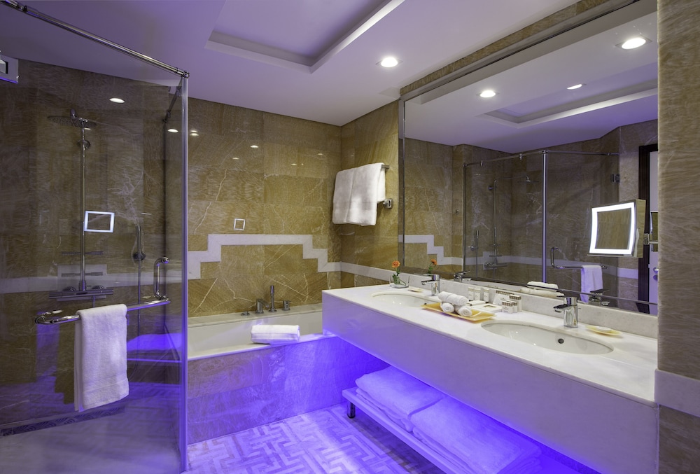 Stella Di Mare Dubai Marina Hotel — Hotel rooms in Dubai