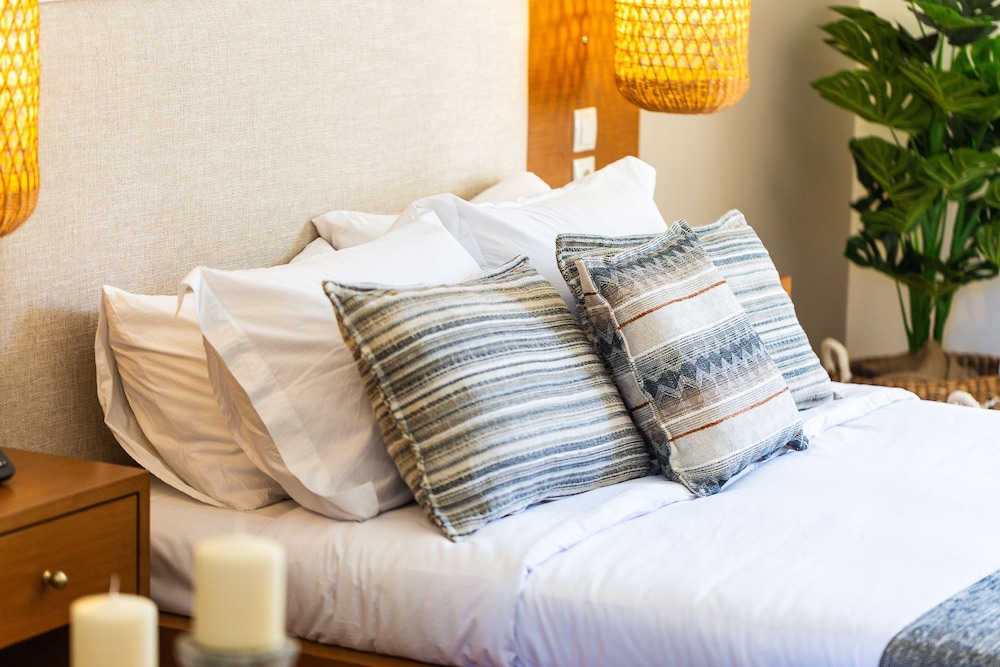 Nostos Beach Boutique Hotel — Hotel rooms in Bali