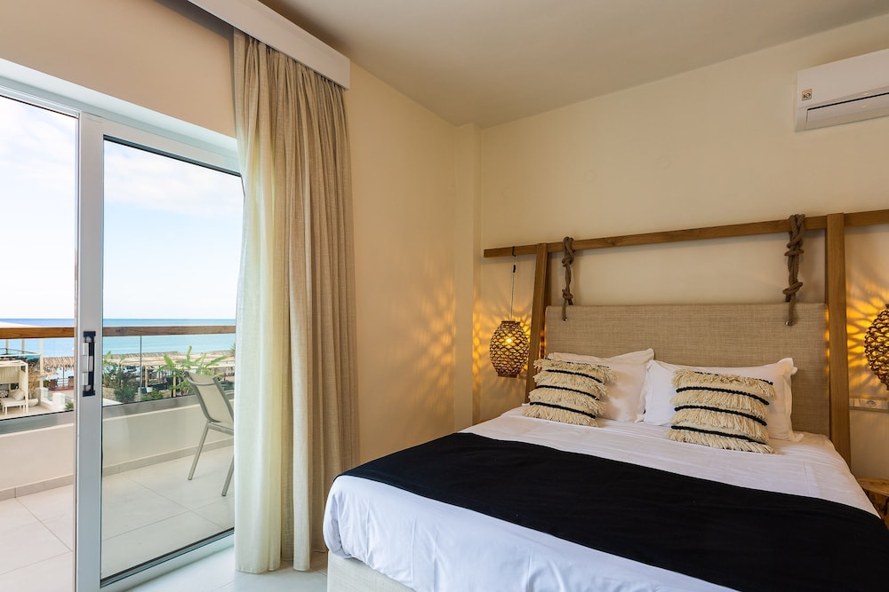Nostos Beach Boutique Hotel — Hotel rooms in Bali