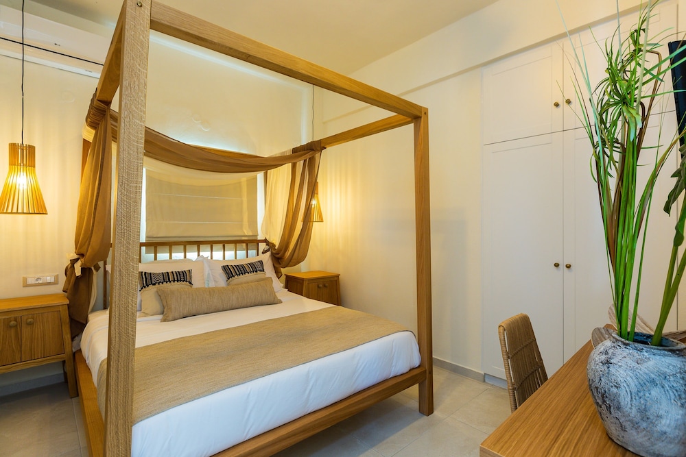 Nostos Beach Boutique Hotel — Hotel rooms in Bali