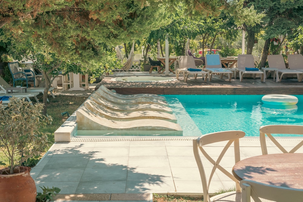 Georgia's Garden by Omilos Hotels — Swimming pool in Gazi
