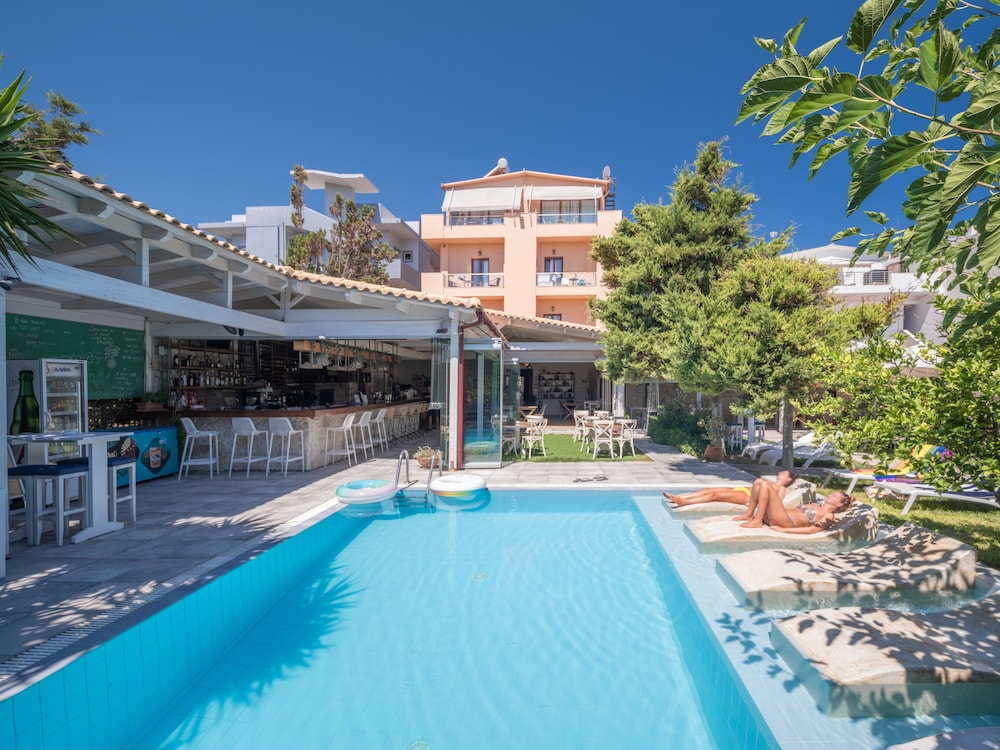 Georgia's Garden by Omilos Hotels — Swimming pool in Gazi