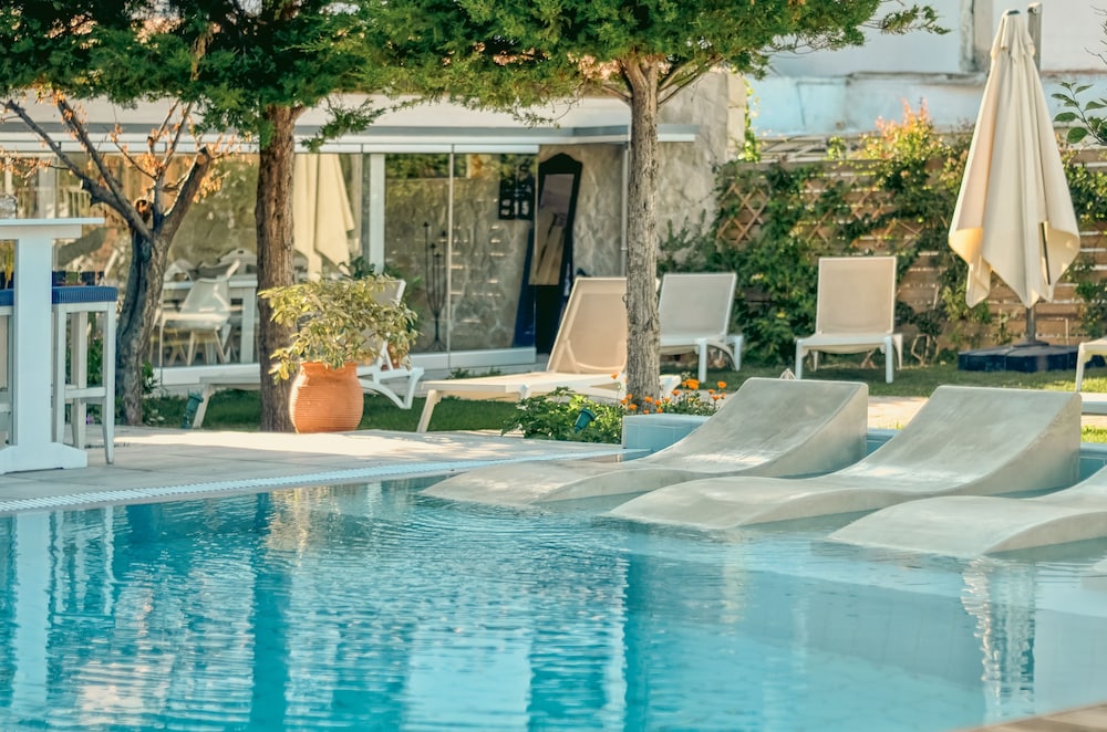 Georgia's Garden by Omilos Hotels — Swimming pool in Gazi