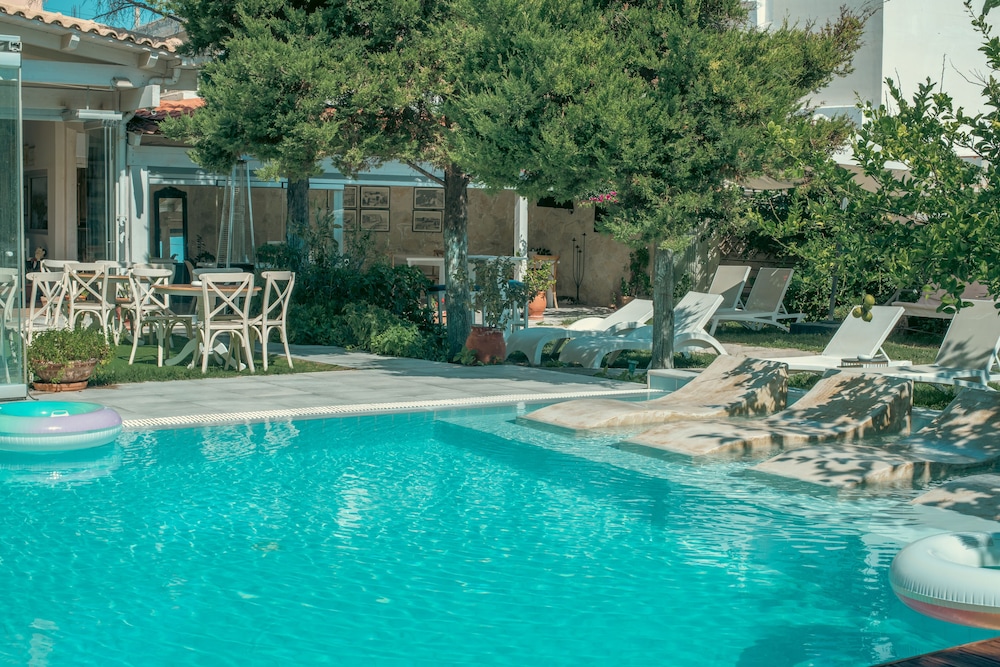 Georgia's Garden by Omilos Hotels — Swimming pool in Gazi