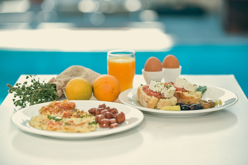 Georgia's Garden by Omilos Hotels — Restaurant & bars in Gazi