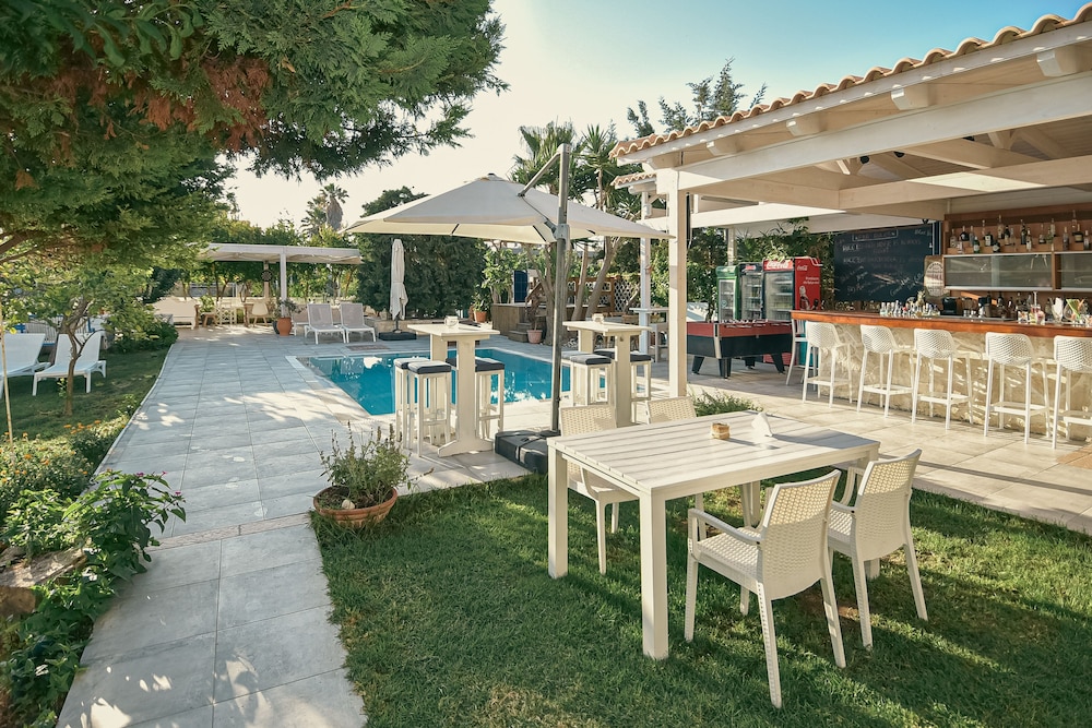 Georgia's Garden by Omilos Hotels — Swimming pool in Gazi