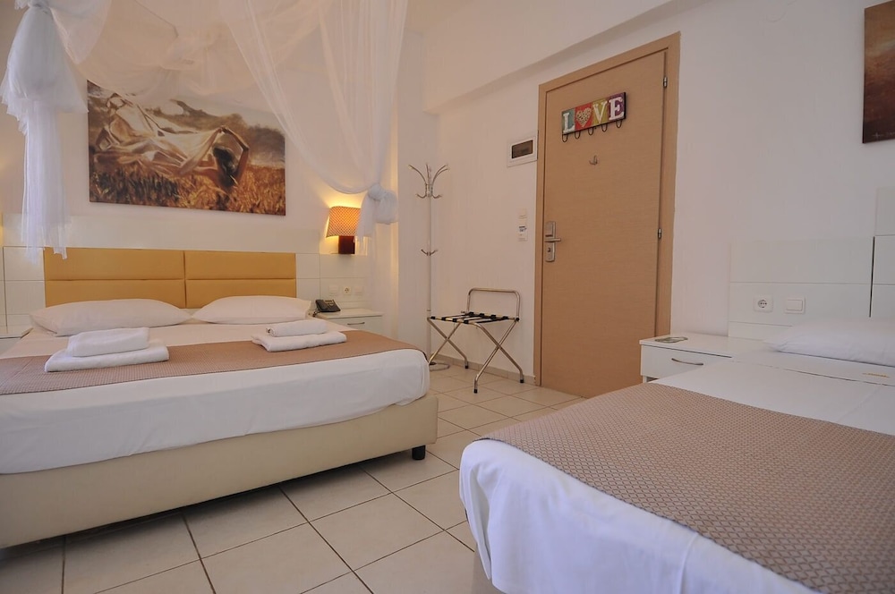 Georgia's Garden by Omilos Hotels — Hotel rooms in Gazi