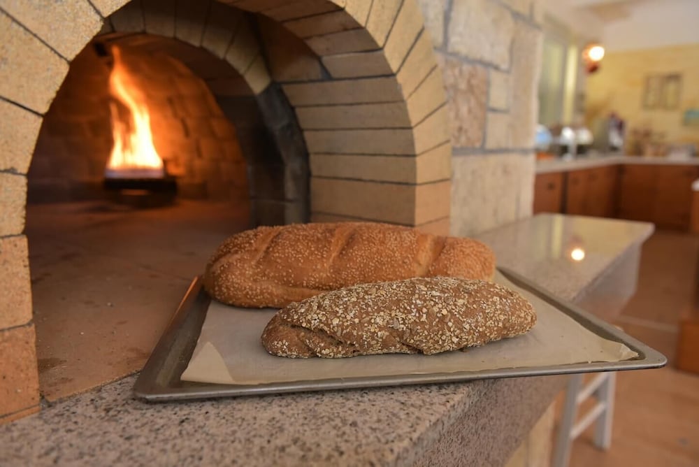 Georgia's Garden by Omilos Hotels — Restaurant & bars in Gazi