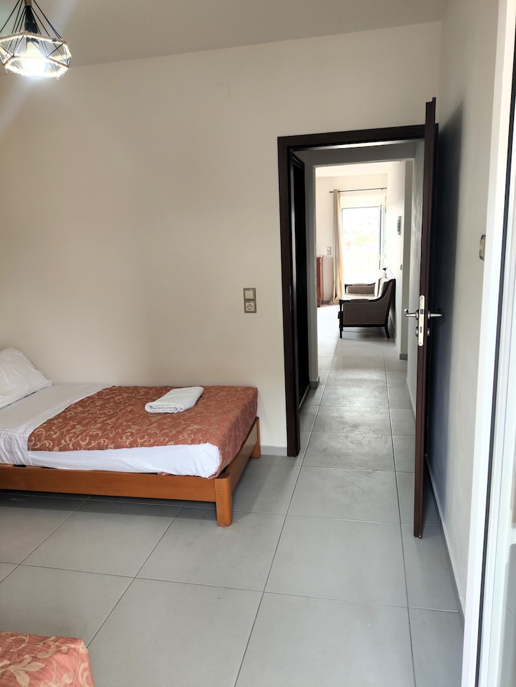 Georgia's Garden by Omilos Hotels — Hotel rooms in Gazi