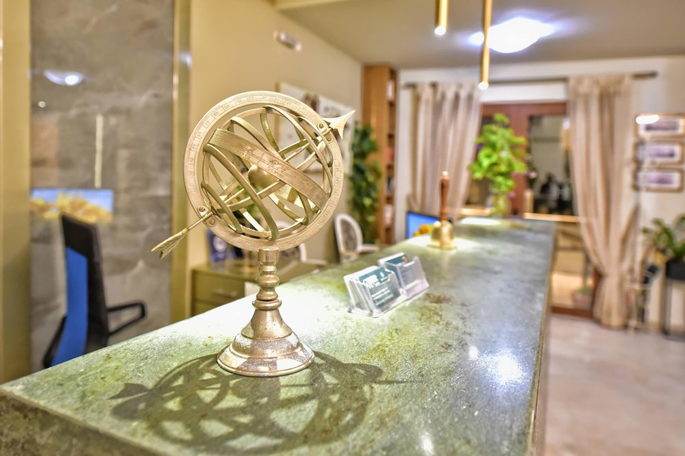 Georgia's Garden by Omilos Hotels — Hotel building in Gazi