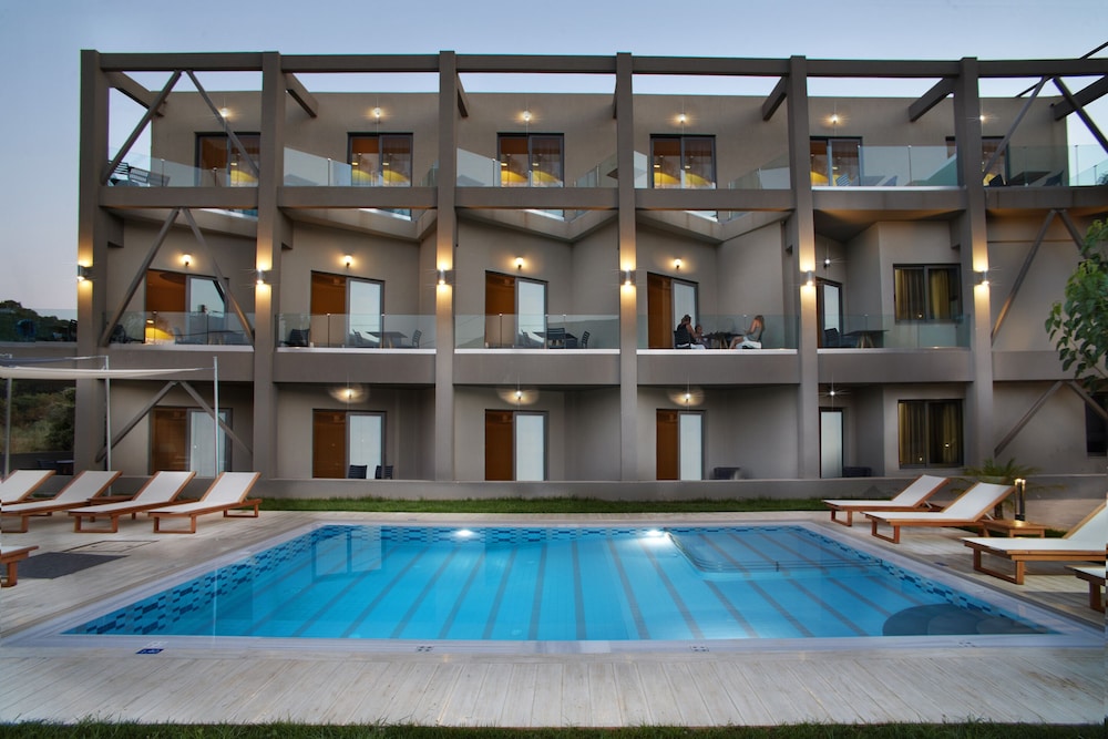 Annas House — Hotel building in Georgioupolis