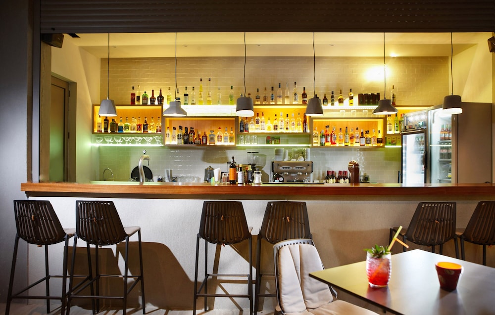 Annas House — Restaurant & bars in Georgioupolis