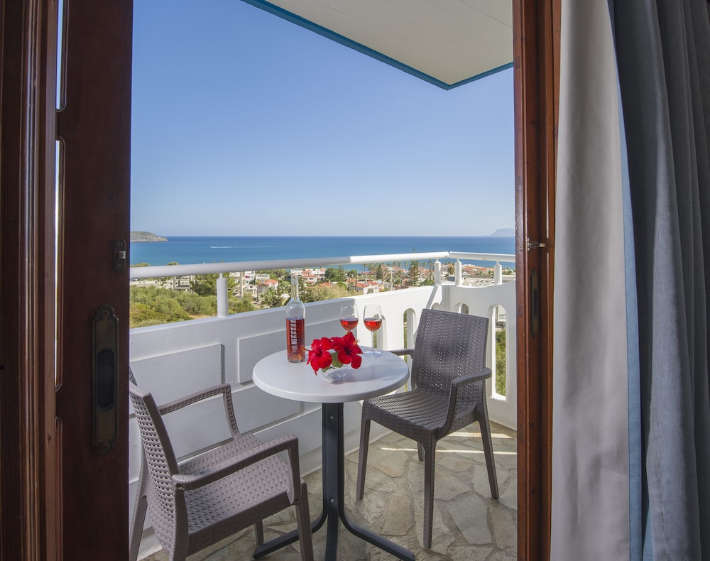 Folia Apartments — Hotel rooms in Chania