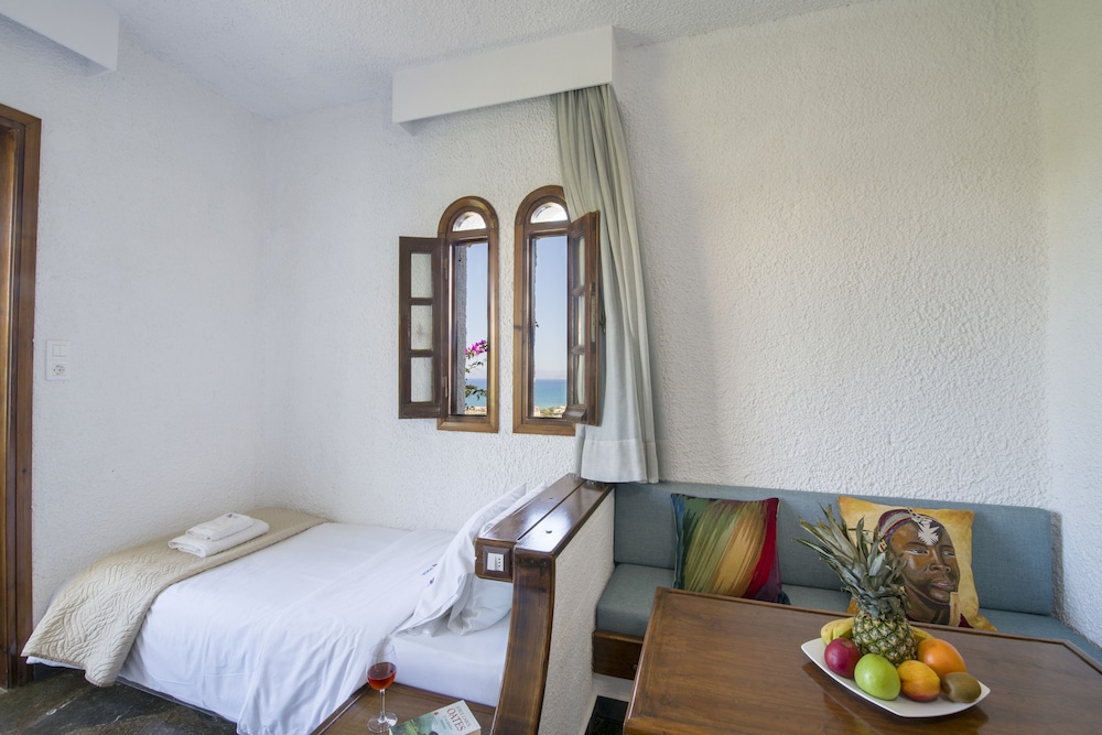 Folia Apartments — Hotel rooms in Chania
