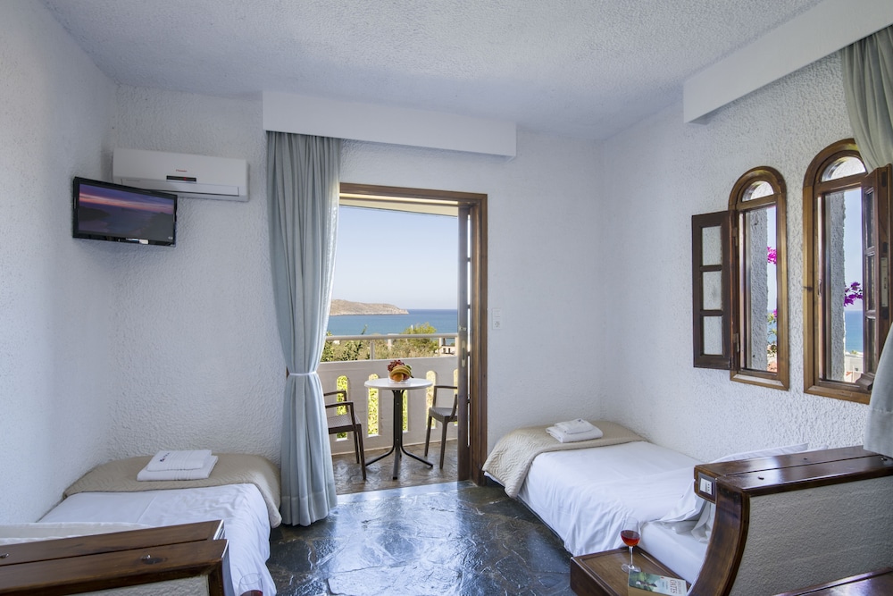 Folia Apartments — Hotel rooms in Chania