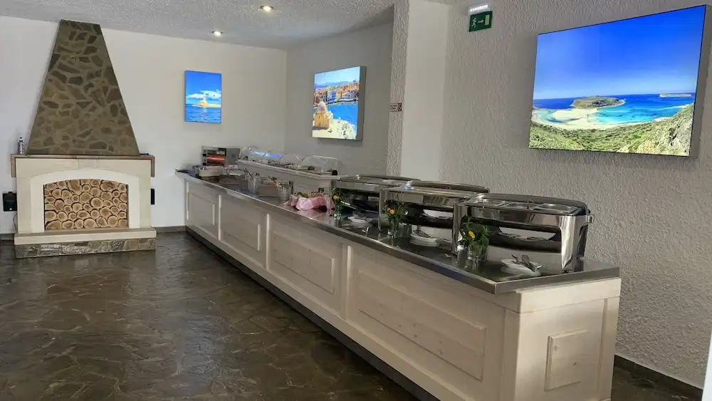 Folia Apartments — Restaurant & bars in Chania