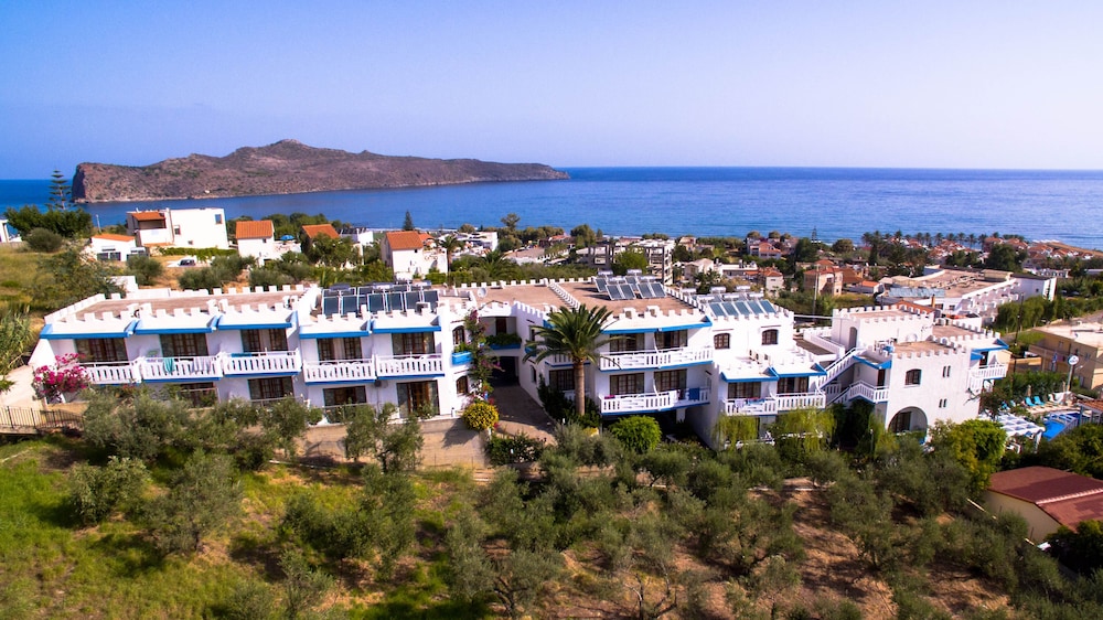 Folia Apartments — Hotel building in Chania