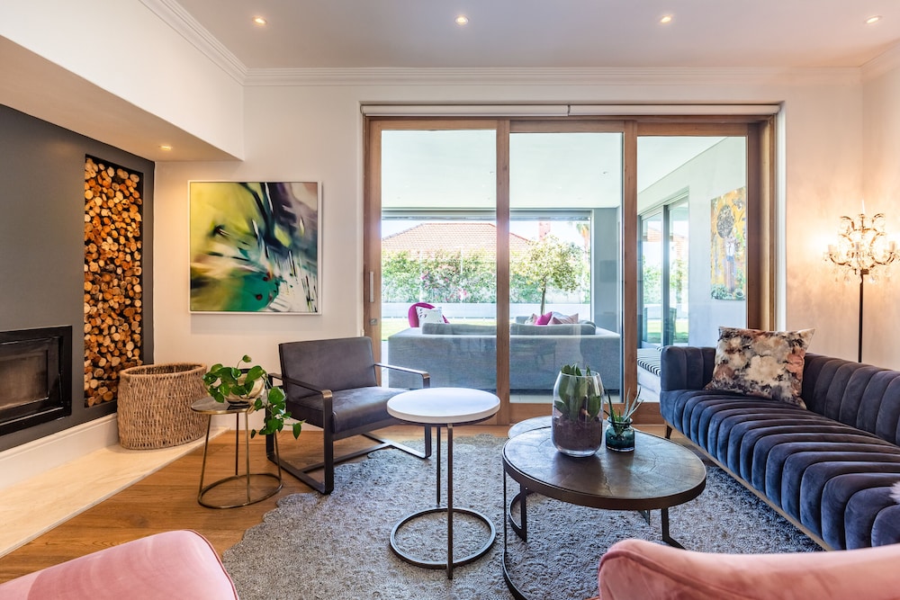 The Clarendon - Fresnaye — Hotel rooms in Cape Town, Western Cape
