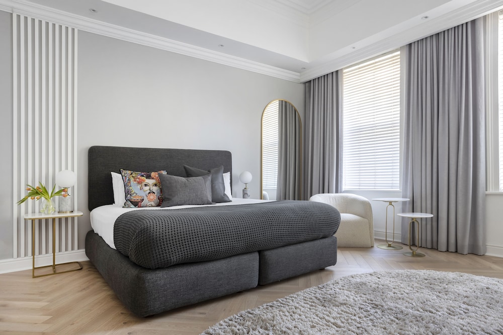 The Clarendon - Fresnaye — Hotel rooms in Cape Town, Western Cape