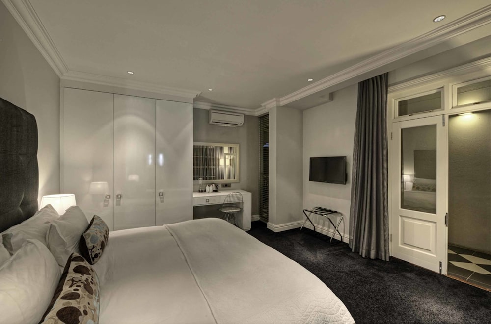 The Three Boutique Hotel — Hotel rooms in Cape Town, Western Cape