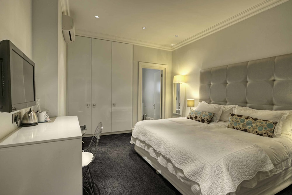 The Three Boutique Hotel — Hotel rooms in Cape Town, Western Cape