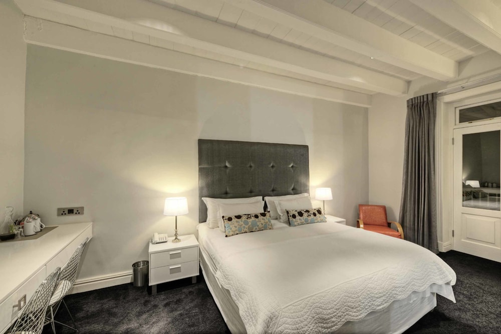 The Three Boutique Hotel — Hotel rooms in Cape Town, Western Cape