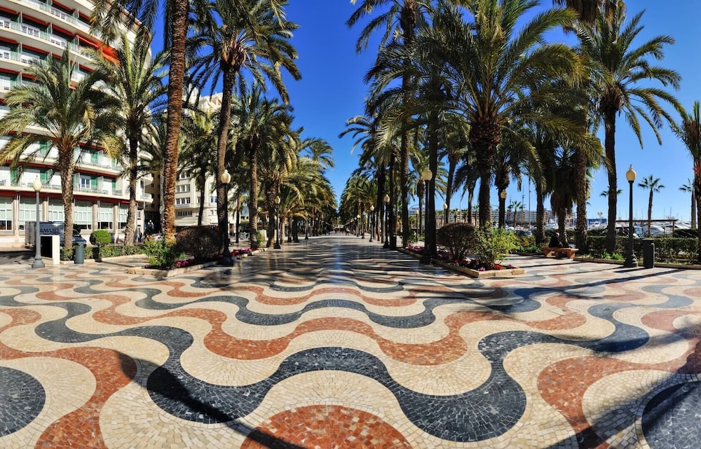 Alicante, Hiszpania — ilustracja kierunku lub oferty