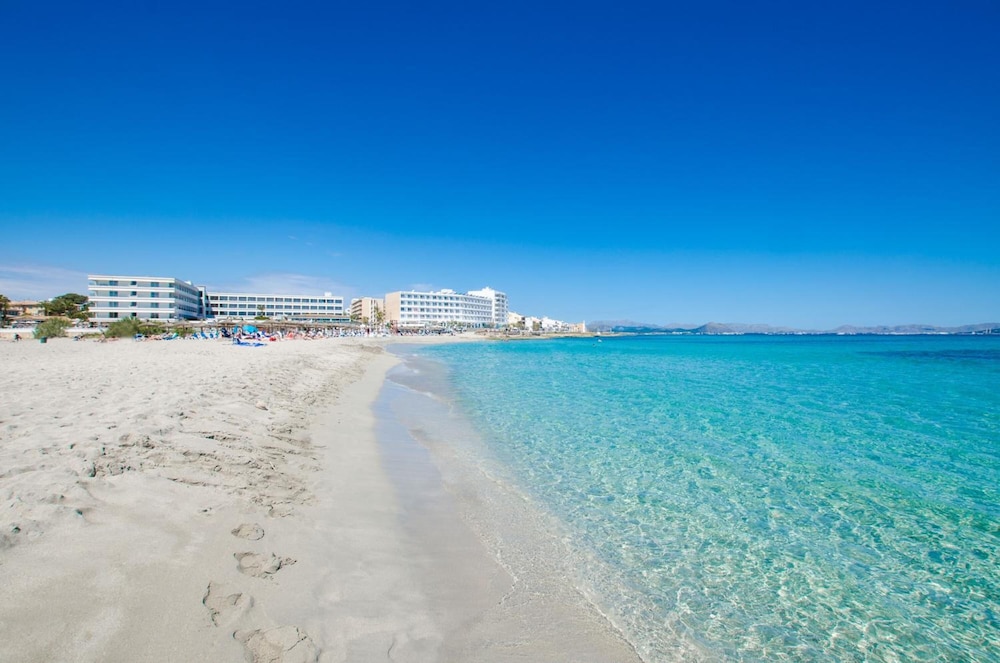 Aparthotel Africamar — Main photo in Can Picafort, Balearic Islands