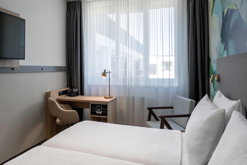 Wyndham Garden Munich Messe — Hotel rooms in Munich, Bavaria