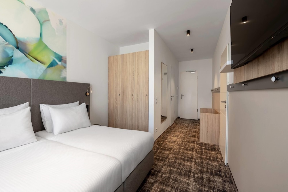 Wyndham Garden Munich Messe — Hotel rooms in Munich, Bavaria