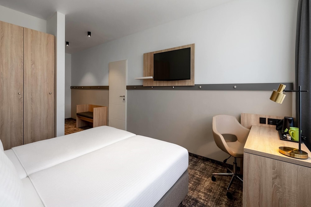 Wyndham Garden Munich Messe — Hotel rooms in Munich, Bavaria