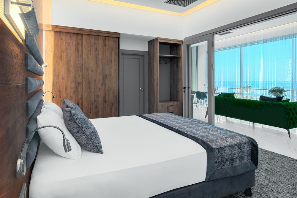 Riviera Zen Hotel Adult Only — Hotel rooms in Alanya
