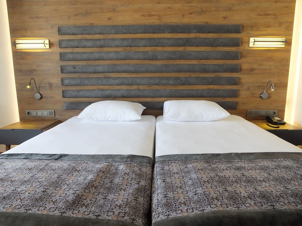 Riviera Zen Hotel Adult Only — Hotel rooms in Alanya