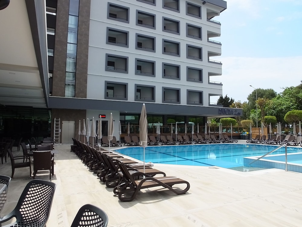 Riviera Zen Hotel Adult Only — Swimming pool in Alanya