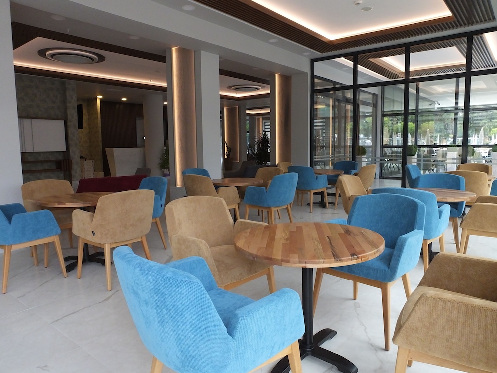 Riviera Zen Hotel Adult Only — Restaurant & bars in Alanya