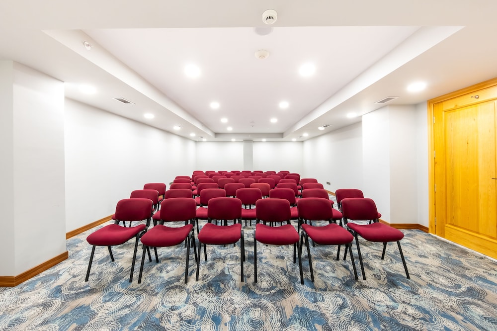 Riviera Zen Hotel Adult Only — Hotel building in Alanya