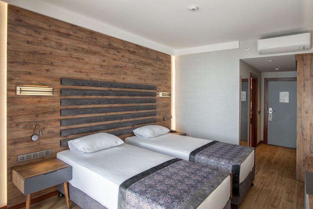 Riviera Zen Hotel Adult Only — Hotel rooms in Alanya