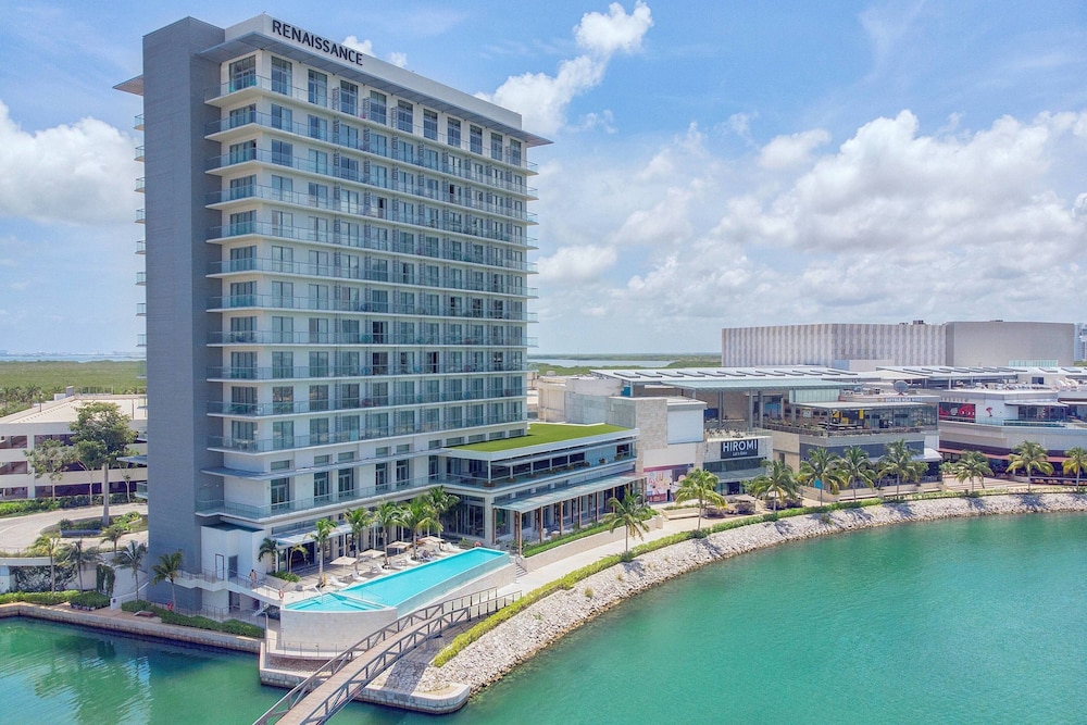 Renaissance Cancun Resort & Marina — Main photo in Cancun, Quintana Roo