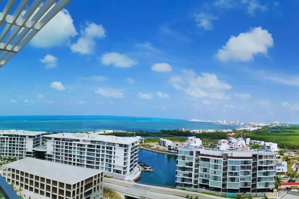 Renaissance Cancun Resort & Marina — Attractions in the area in Cancun, Quintana Roo