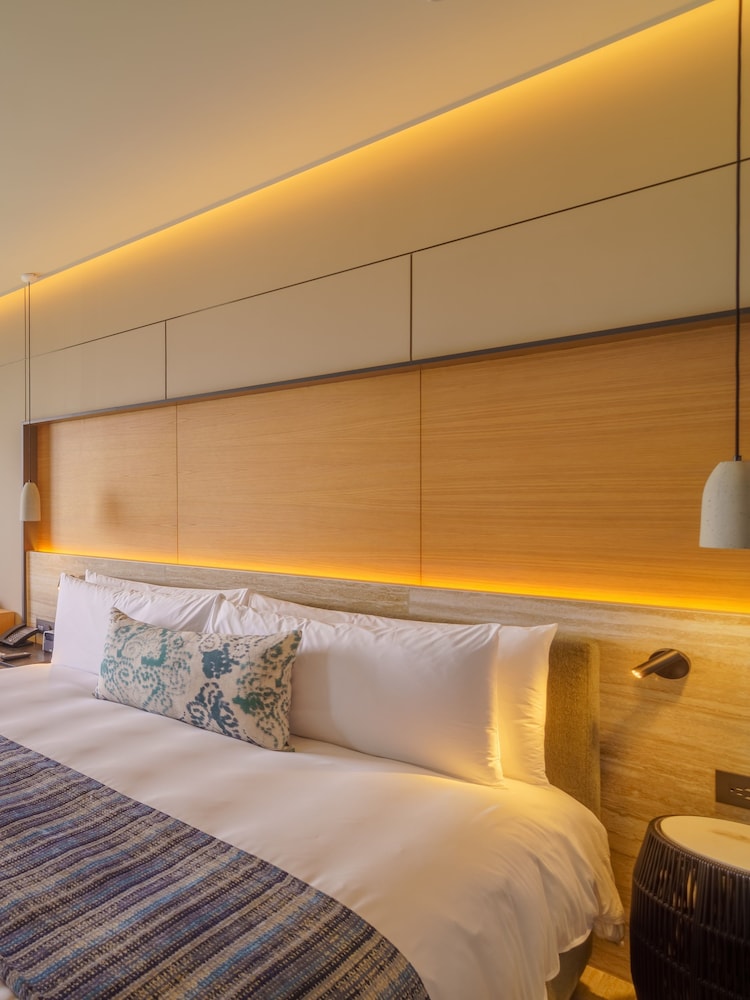 Renaissance Cancun Resort & Marina — Hotel rooms in Cancun, Quintana Roo