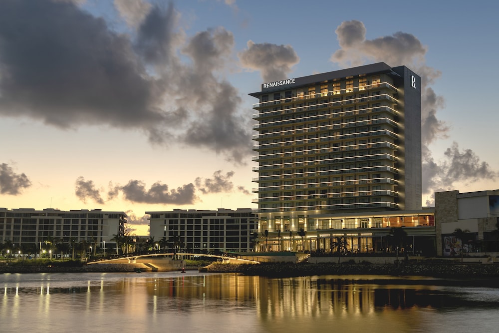 Renaissance Cancun Resort & Marina — Hotel building in Cancun, Quintana Roo