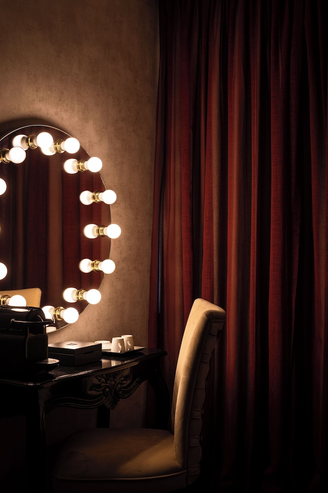 Maxime Boutique Hotel Avenida da Liberdade — Hotel rooms in Lisbon, Lisboa