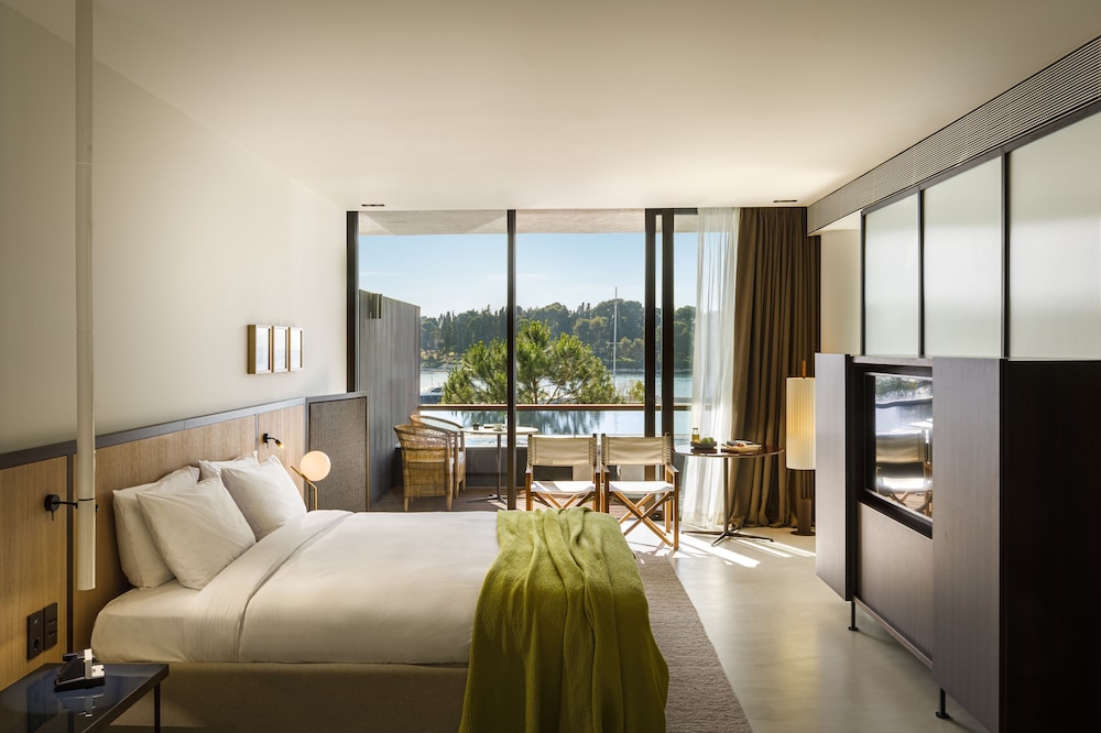 Grand Park Hotel Rovinj by Maistra Collection — Hotel rooms in Rovinj, Istria