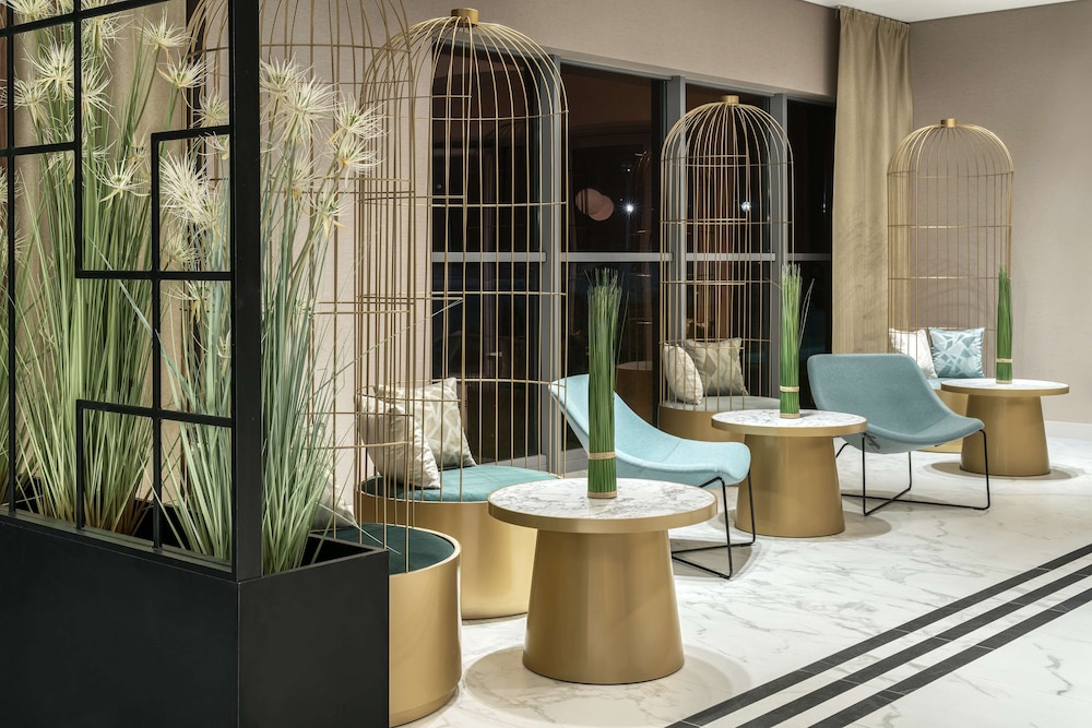 Metropolo by Golden Tulip — Restaurant & bars in Krakow, Lesser Poland