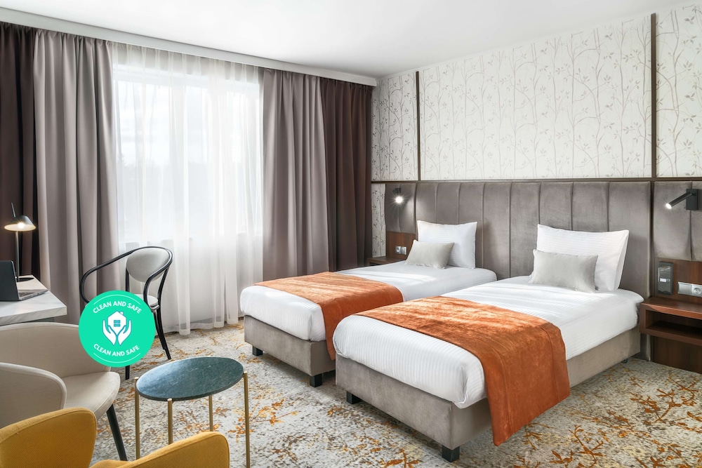 Metropolo by Golden Tulip — Hotel rooms in Krakow, Lesser Poland