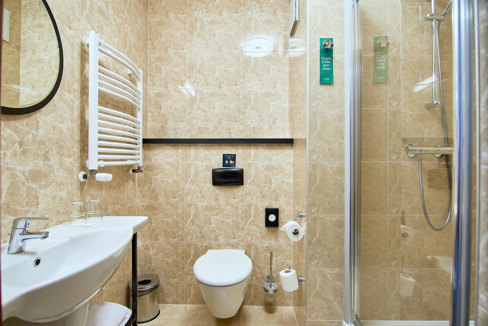 Metropolo by Golden Tulip — Hotel rooms in Krakow, Lesser Poland