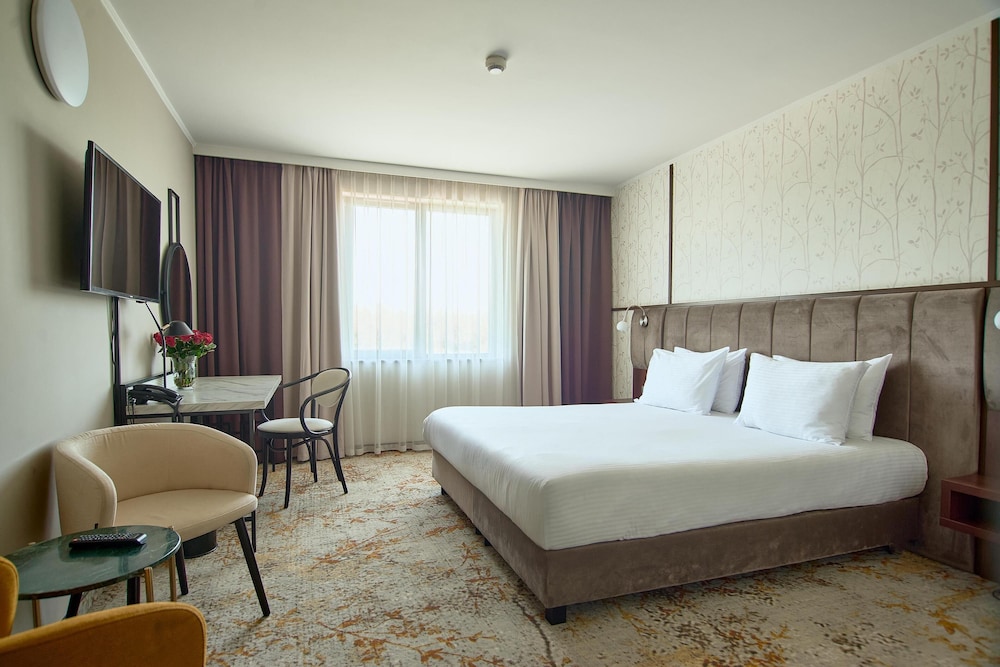 Metropolo by Golden Tulip — Hotel rooms in Krakow, Lesser Poland