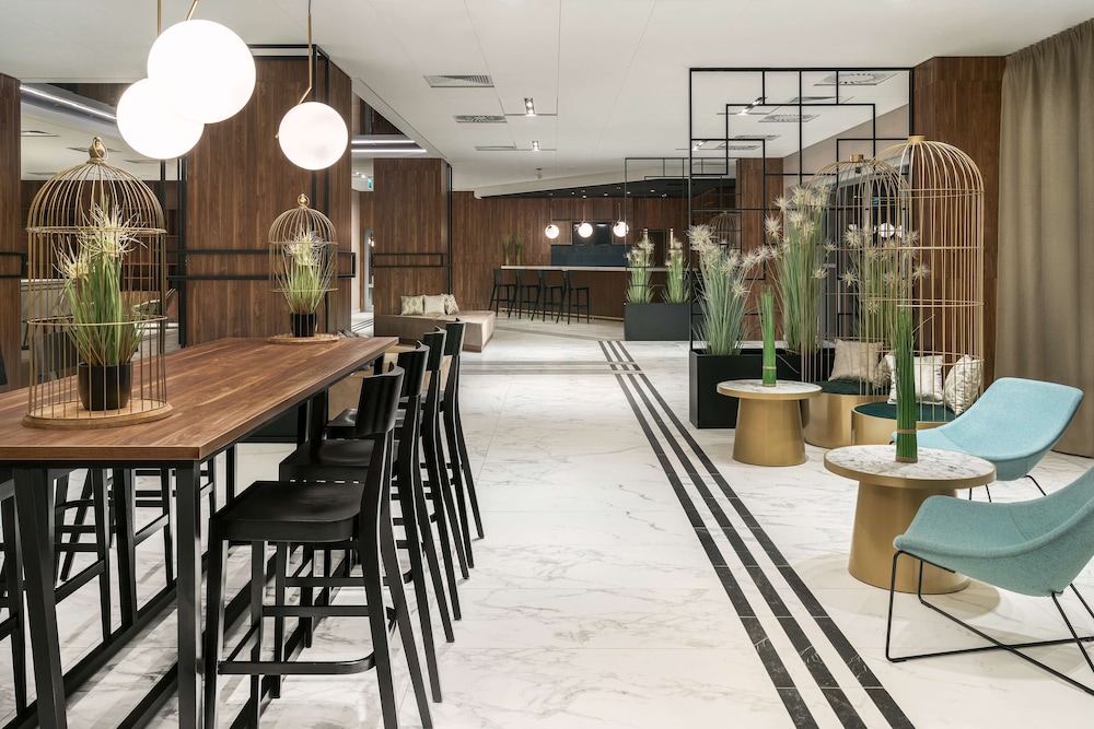 Metropolo by Golden Tulip — Restaurant & bars in Krakow, Lesser Poland