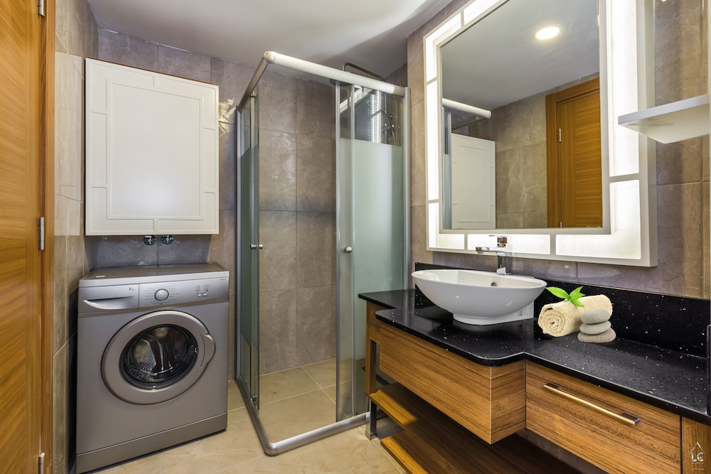 Greenwood Suites Resort — Hotel rooms in Lara