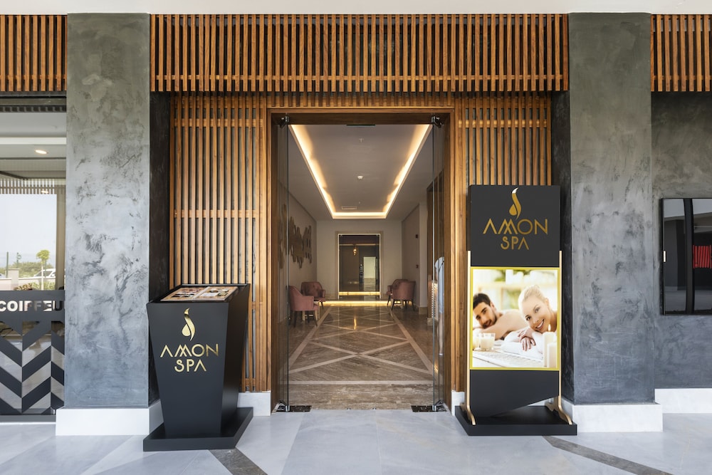 Greenwood Suites Resort — Spa in Lara